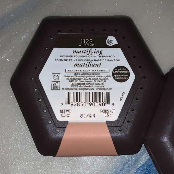 2 Burt’s Bees Powder Foundation “Almond” - Picture 6 of 11